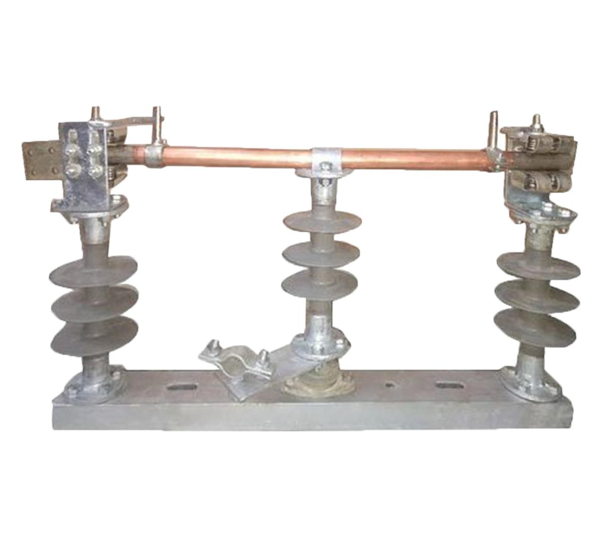 Three Pole Isolators 630 A_2