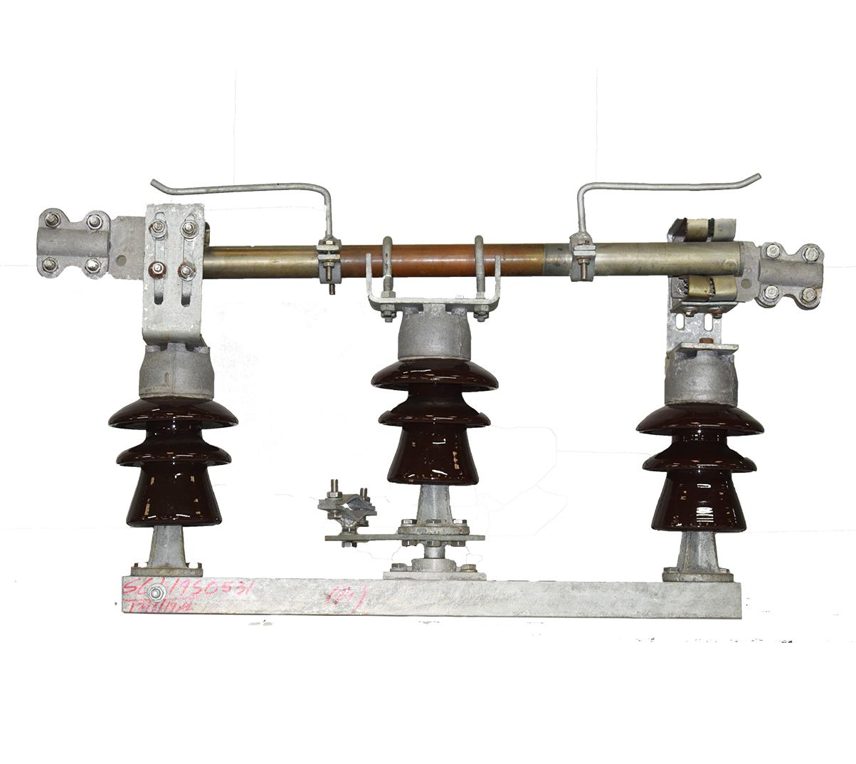 Three Pole Isolators 400 A_1