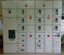 PLT IP42 Distribution Boards Three Phase_0