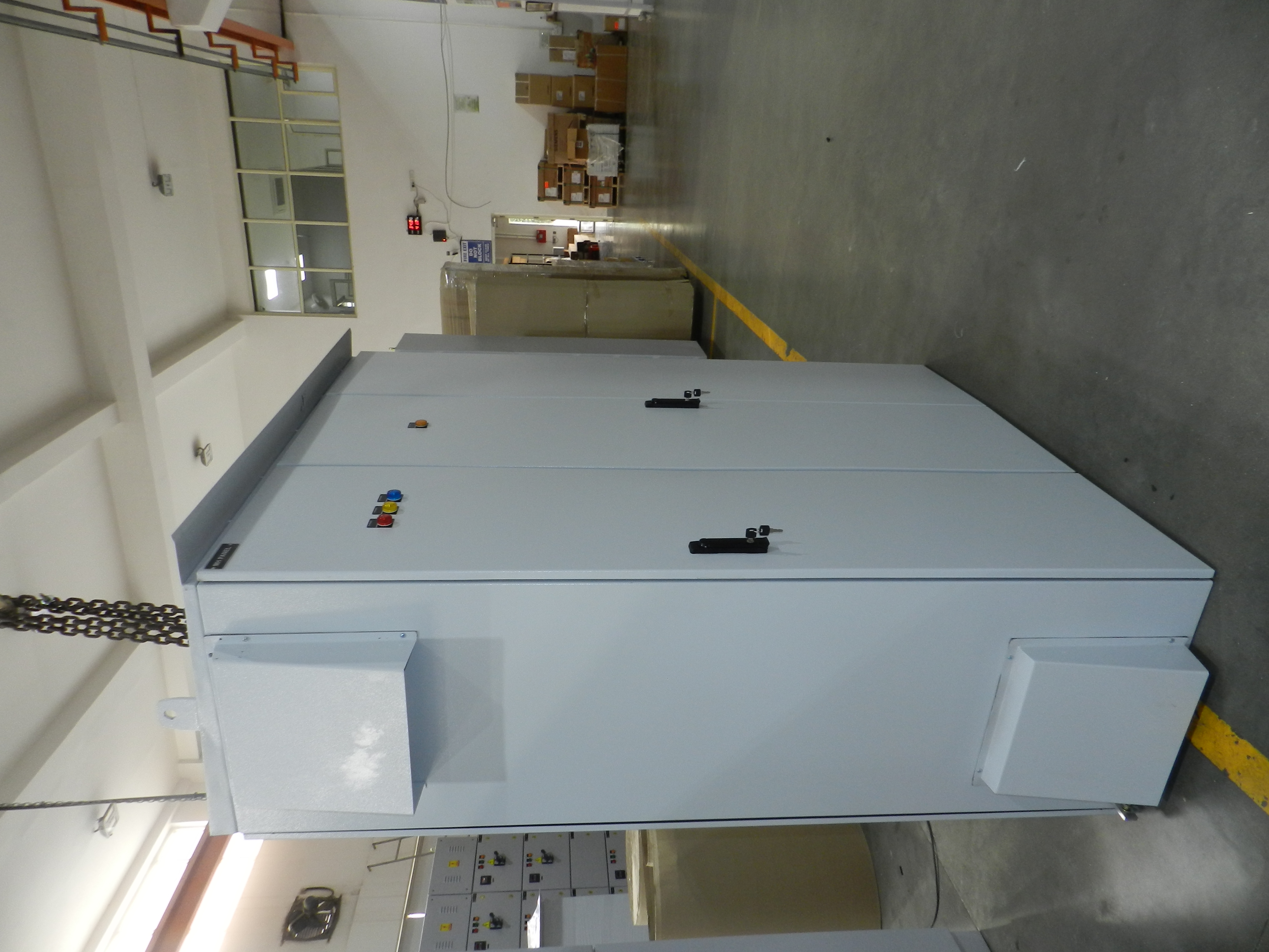 Yaskawa GA700 Aluminium/Copper Automatic/Manual Three Pole IP42/IP55/IP65 VFD Panels 0.2 to 2200 A_1