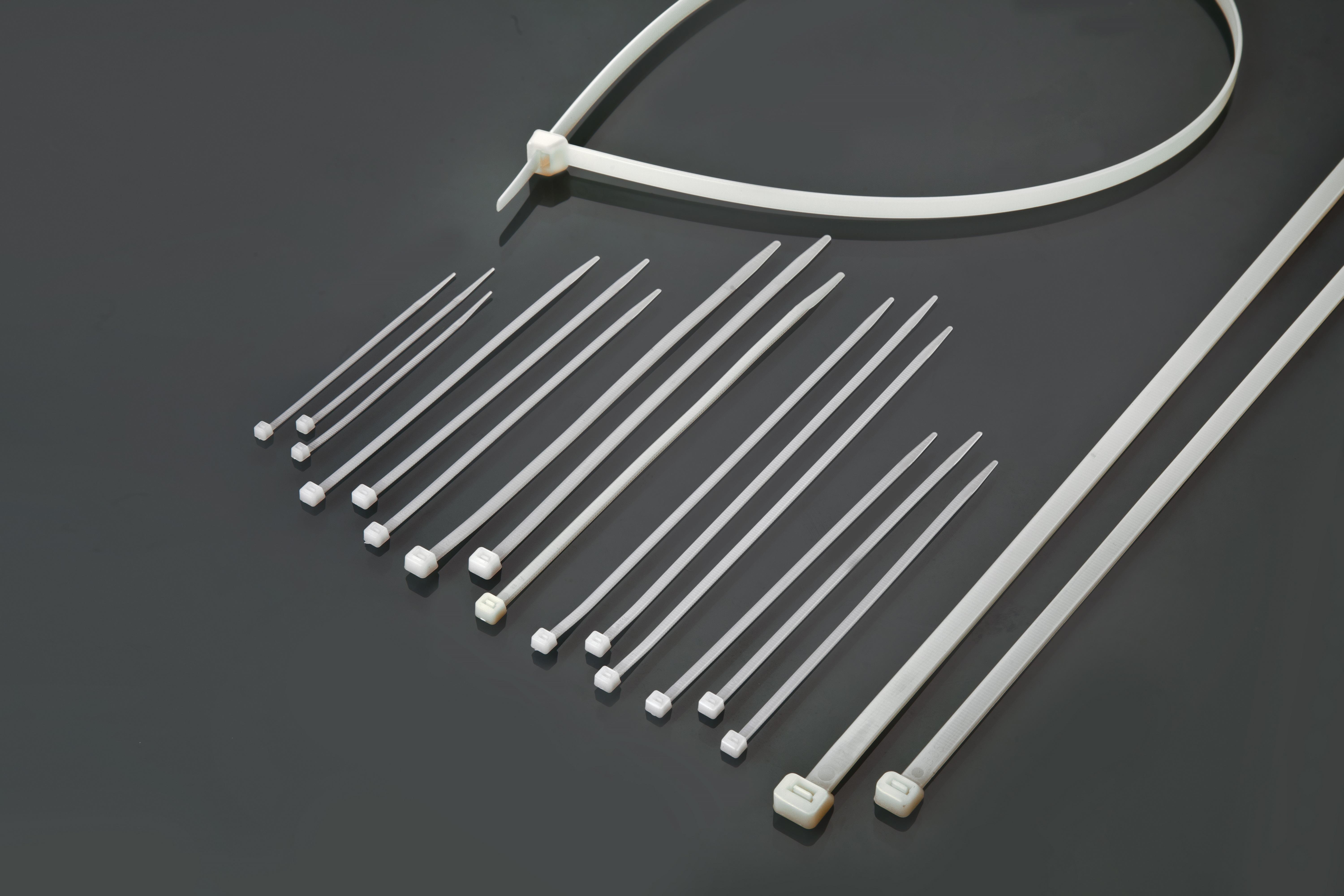 Novoflex Nylon 66 200 mm 3 mm Cable Ties Natural White_1