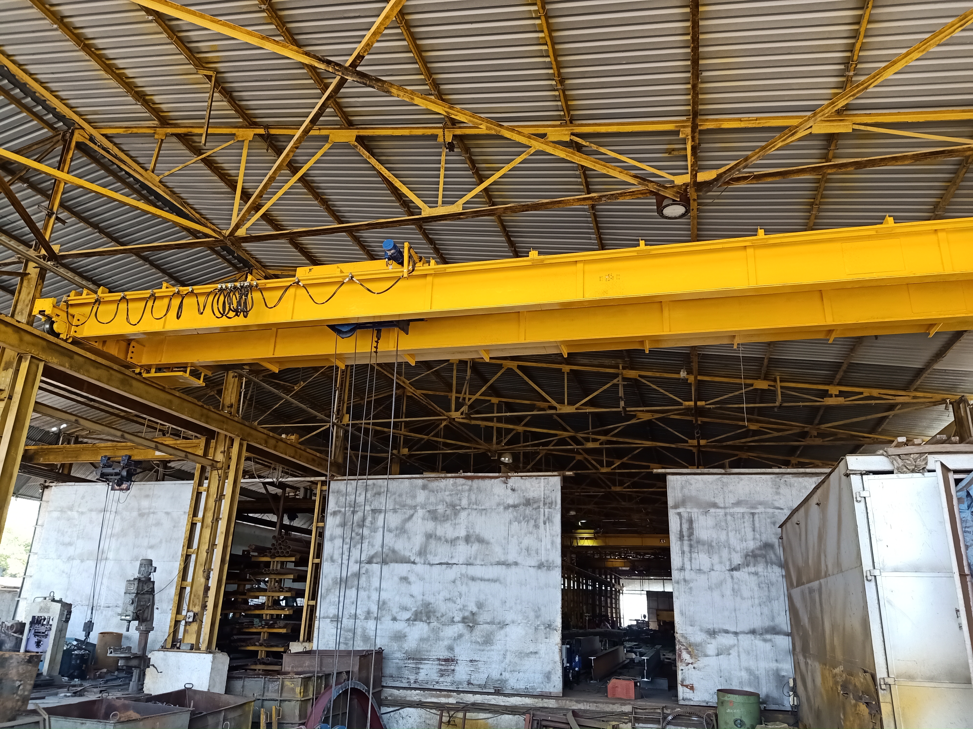 ABHAY 0.5 - 40 ton EOT Crane Double Girder Pendant, Cabin, RCC_2