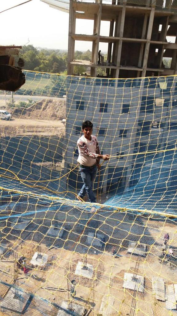 Salamah Polypropylene Fall Arrest Safety Nets 10 x 5 m_1