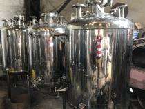 Air Receiver Tank 10,000 Litre Vertical SS316 Red_0