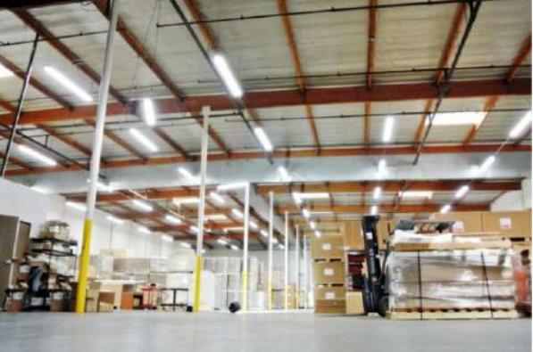 Venture 18 W T5 4 ft Tube Lights_1