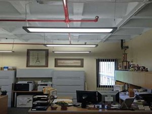 Venture 54 W 54/NW 4 ft Tube Lights_1