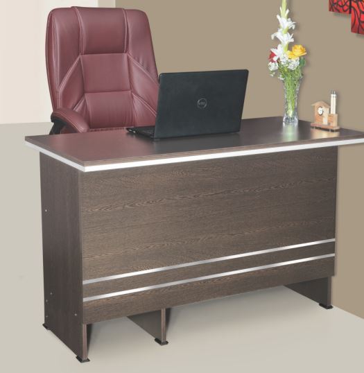 OFFICE SPACE Executive Office Tables Brown Wood_1