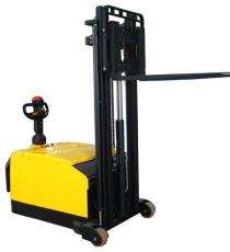 Hrugved 500 - 3000 kg Semi Electric Stacker 1500 - 6000 mm_0