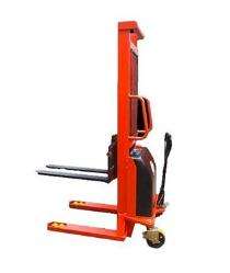 Hrugved 500 kg Electric Stacker 1400 mm_0