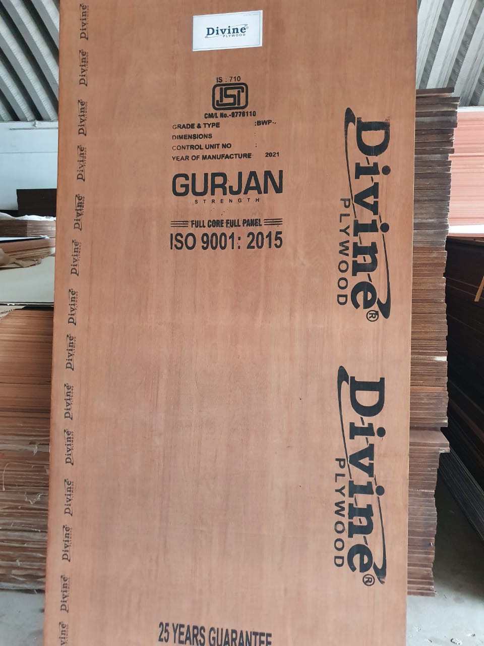 18 mm Waterproof and Anti-Termite Plywood 2100 x 1200 mm_1