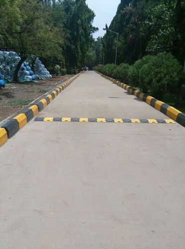 S3PL Plastic Speed Breaker PSB-1 Black and Yellow_1