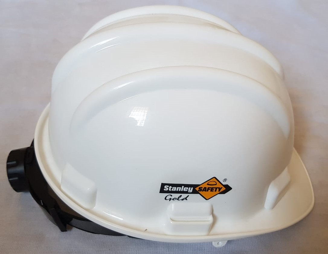 STANLEY HDPE White Fusion Safety Helmets_1