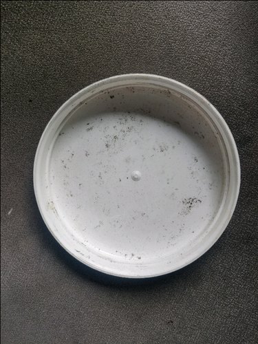 Screw Type Plastic From 20 mm Bottle Caps_1