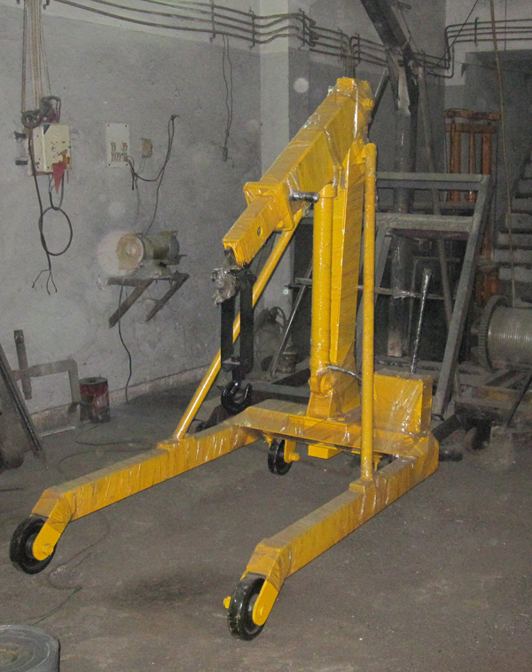 Globe Overseas 1 Tonne Hydraulic Floor Crane_1
