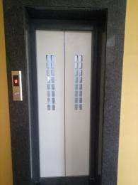 ORACLE Machine Room Less Passenger Lift 01 1360 kg (20 Person) 1 m/s_0