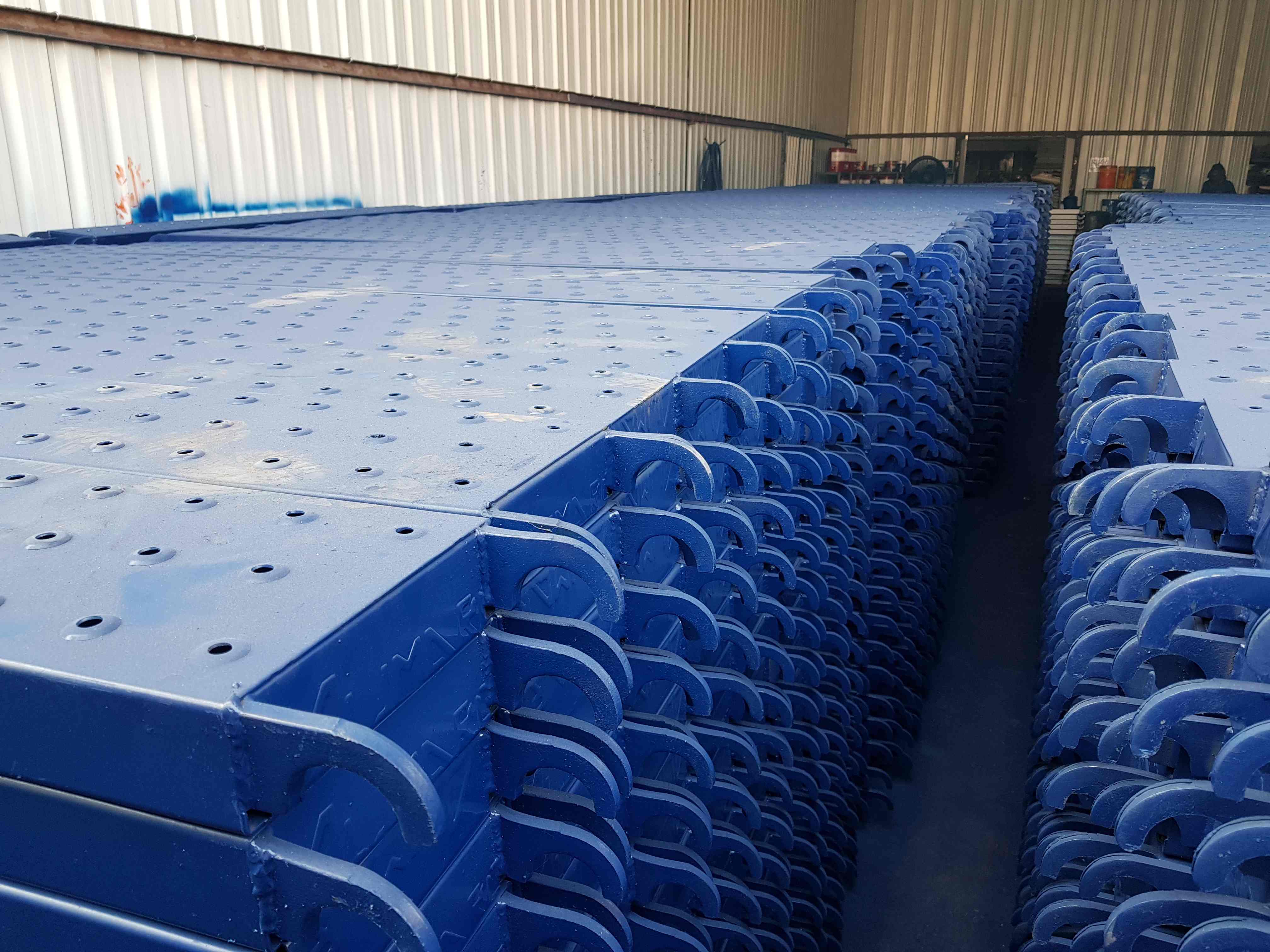 METAL KRAFT INTERNATIONAL Mild Steel Roof Top Walkway Upto 150 Kg_1