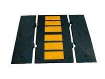 Rubber Speed Breaker Black and Yellow_0