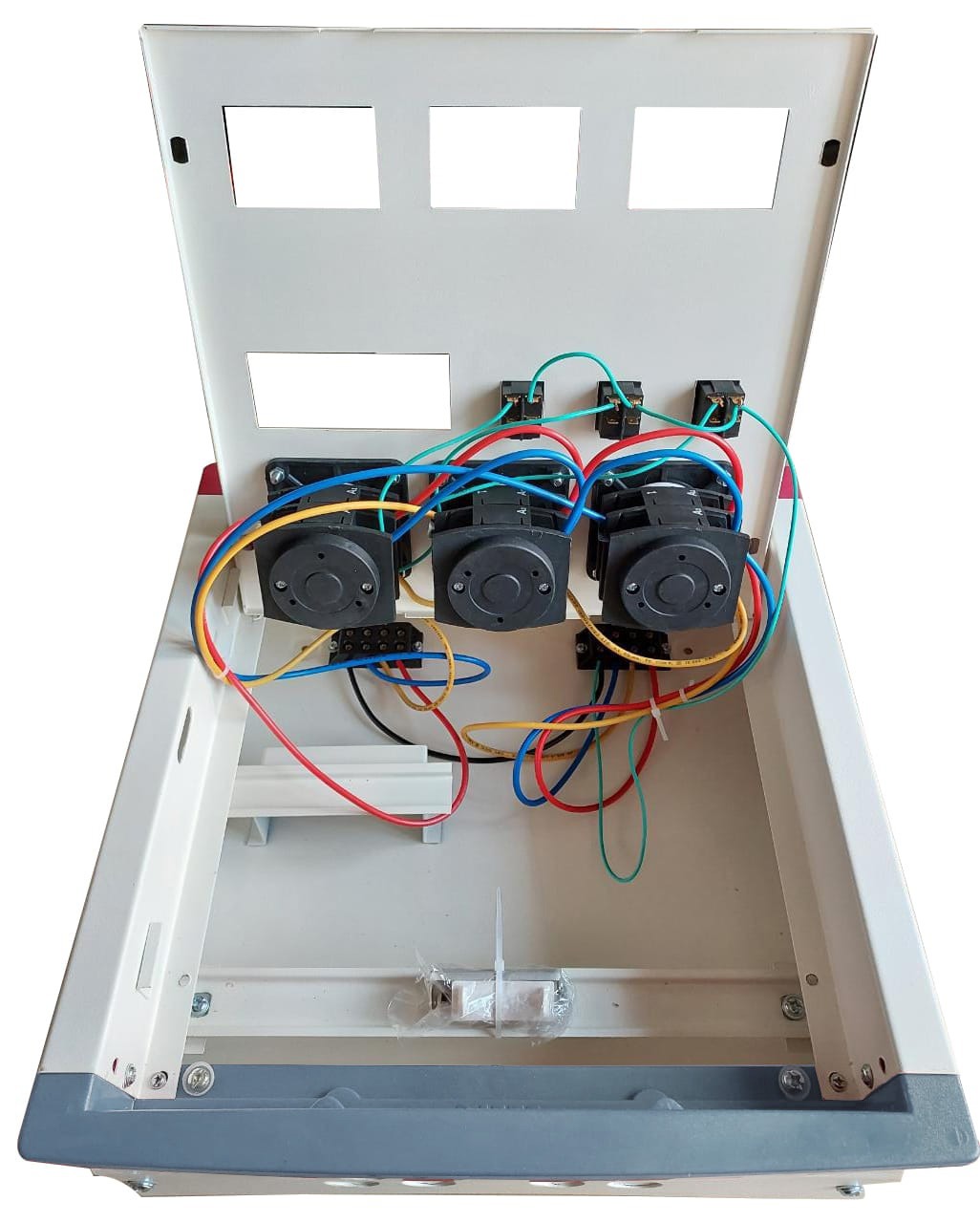 SELVO GSELTPS11062 4 Way IP43 Distribution Boards Three Phase_4