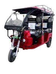 Lords 150 km 100 - 150 Ah Electric Rickshaw_0