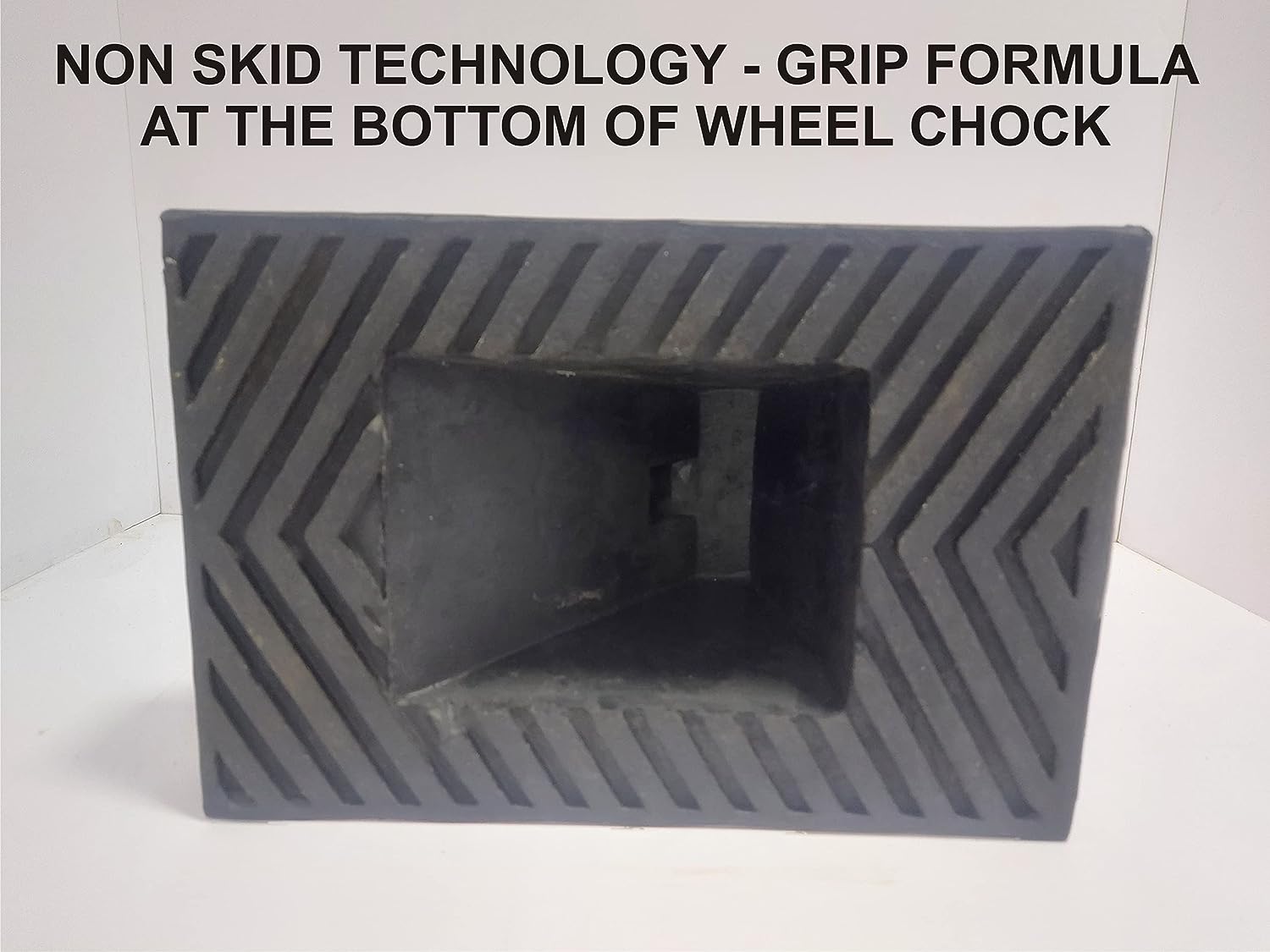 Being Safe 350 mm Rubber Wheel Chock A002 Black_3