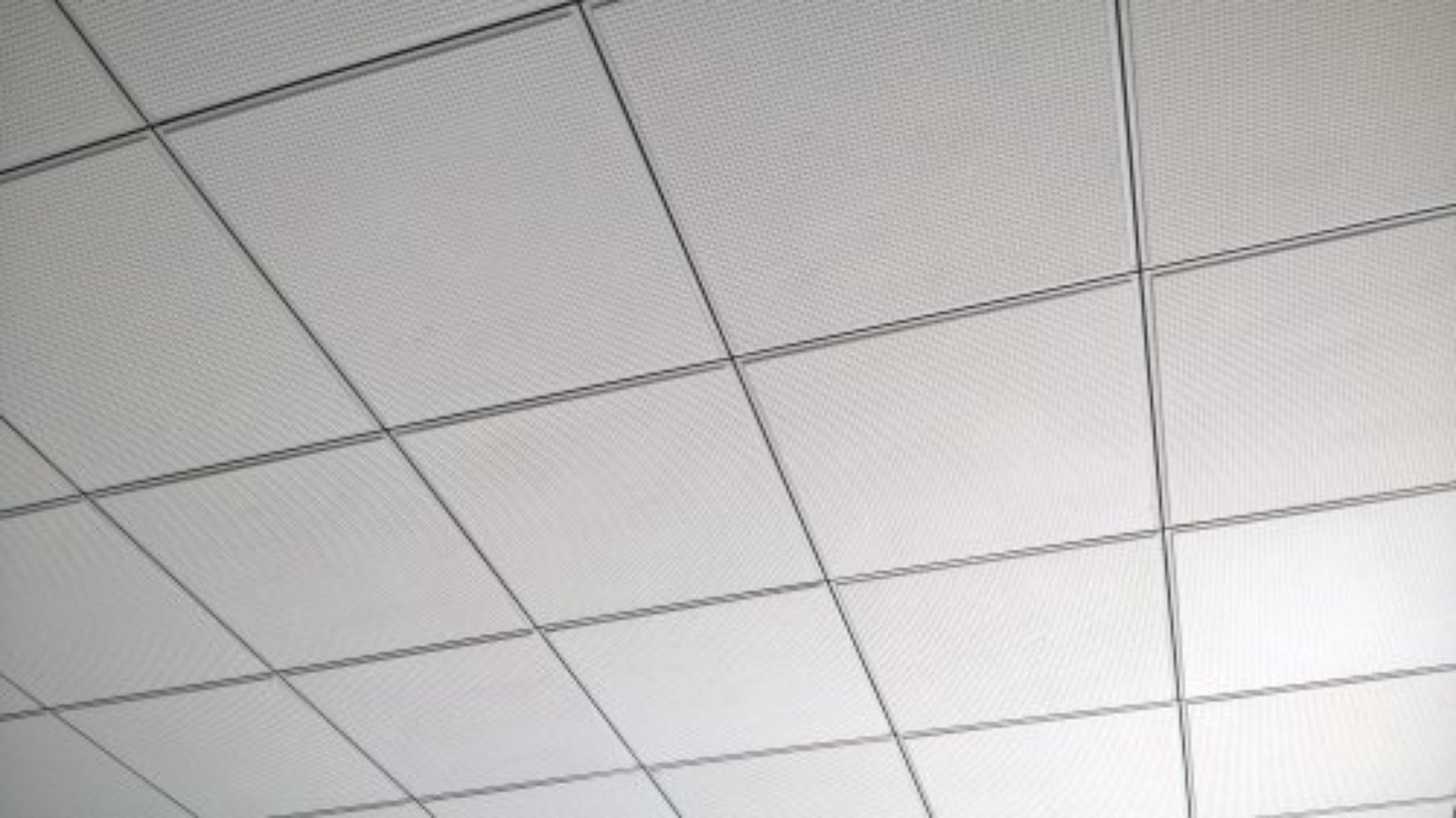 Armstrong White Mineral Fiber False Ceiling 600 x 600 mm_0