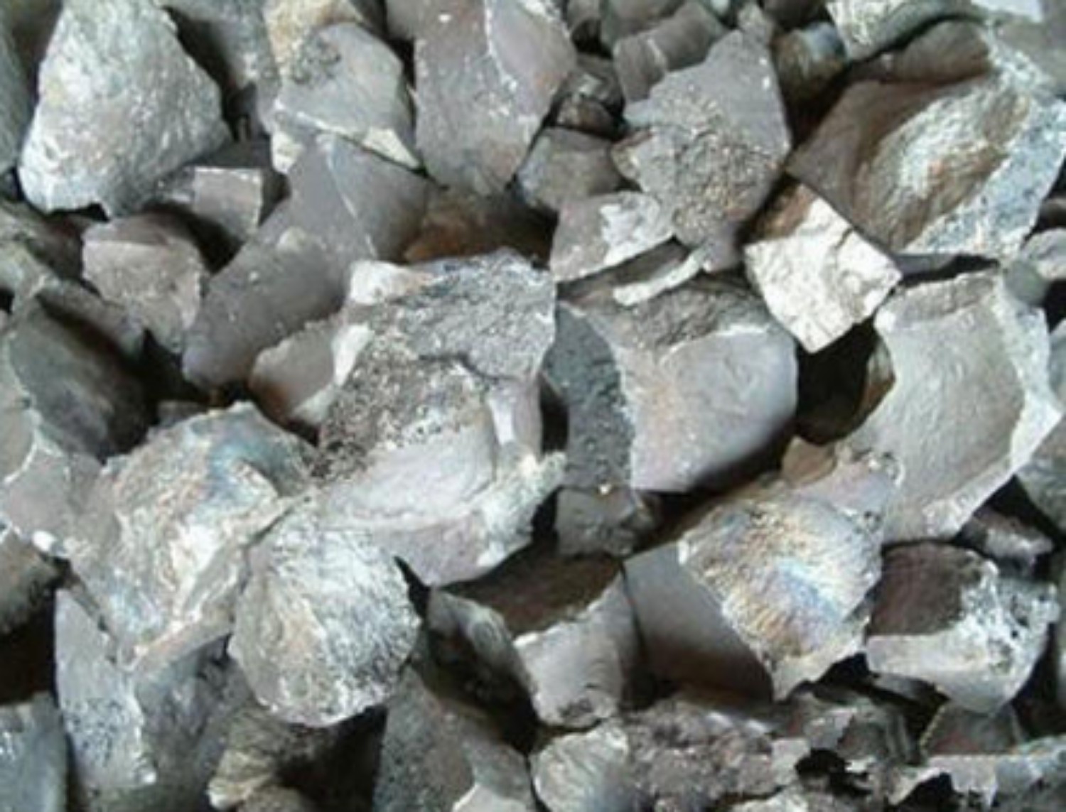 CMD Ferro Molybdenum Lumps 10 - 50 mm 60 - 75 %_0