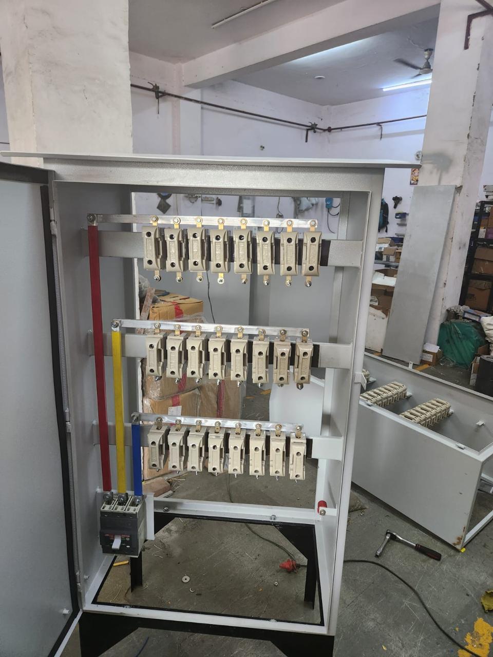 APFC Panels Aluminium Four Pole_1