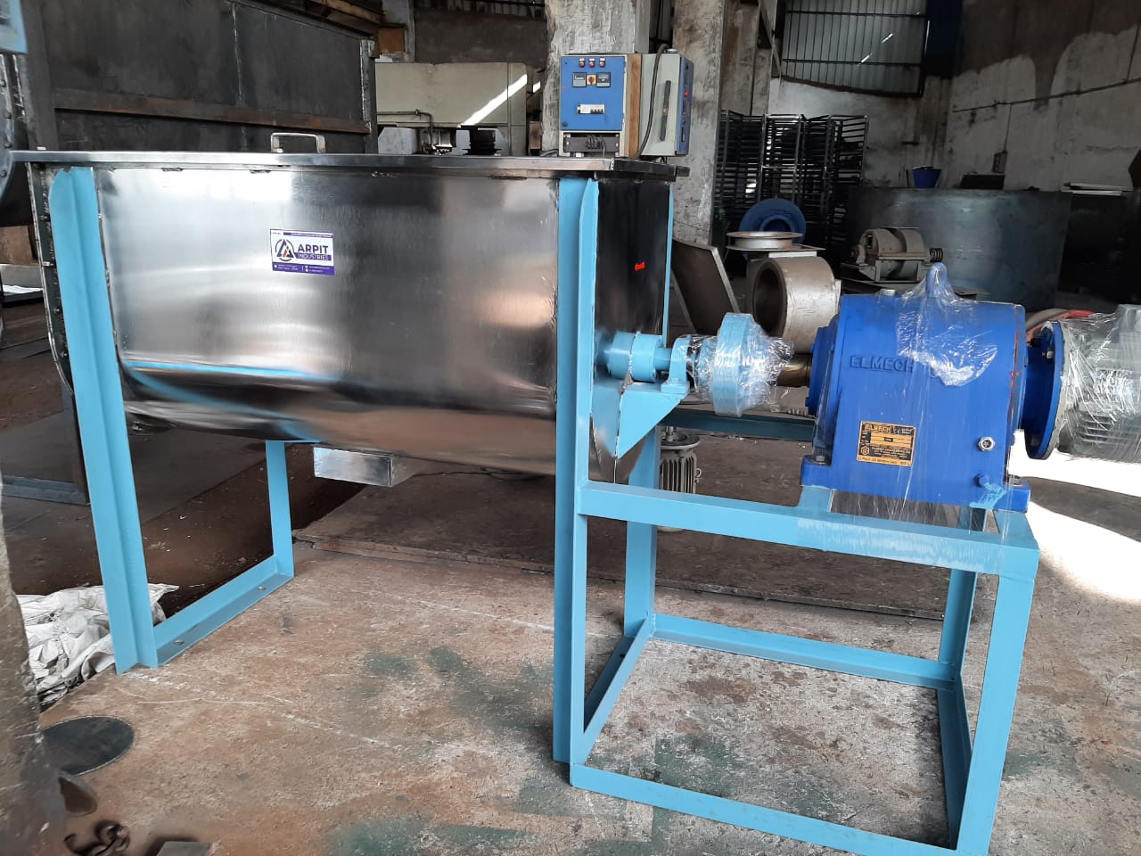 Arpit 1500 kg Ribbon Blender 15 hp Stainless Steel_2