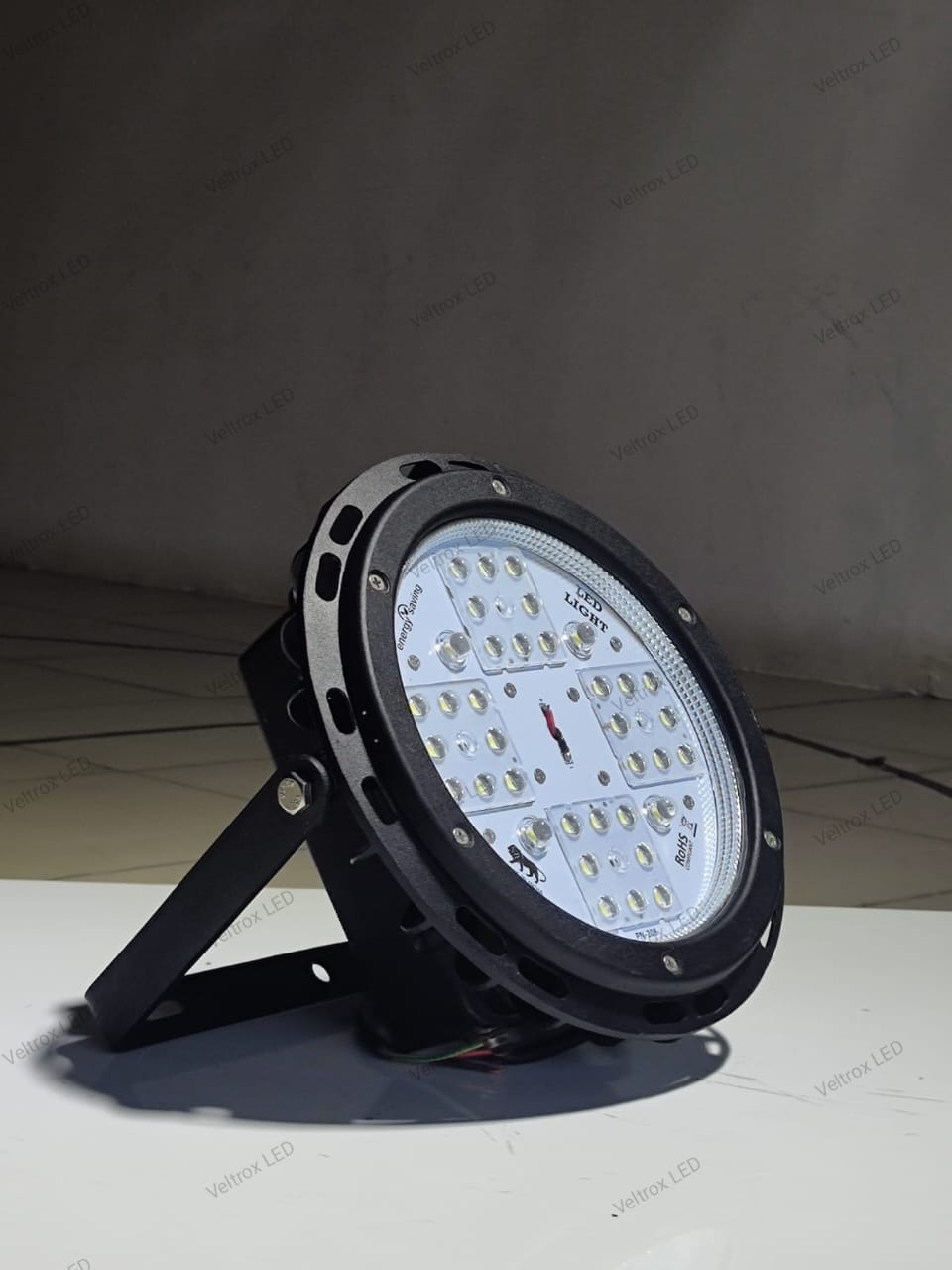 Veltrox 100 W Cool White 6500 K IP66 14000 Lumen VLT-HB-100-WH High Bay Light_3