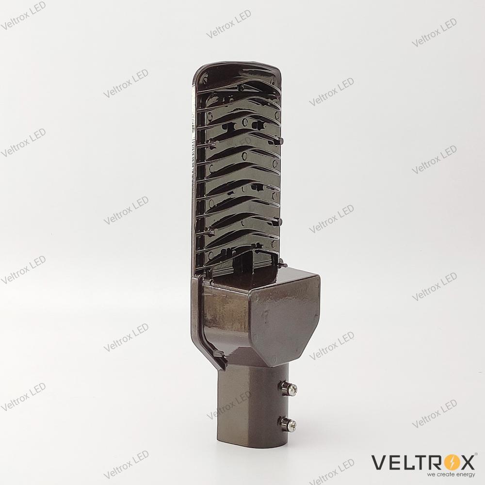 Veltrox 30 W Cool White IP66 10 kV LED Street Lights_3