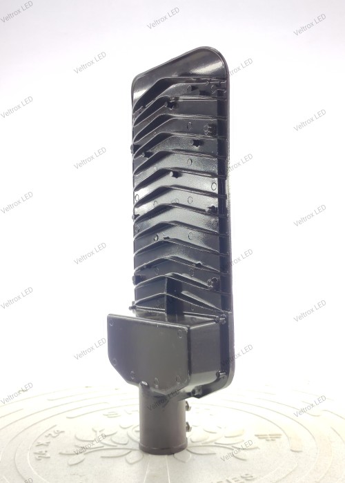 Veltrox 100 W Cool White IP66 10 kV LED Street Lights_3