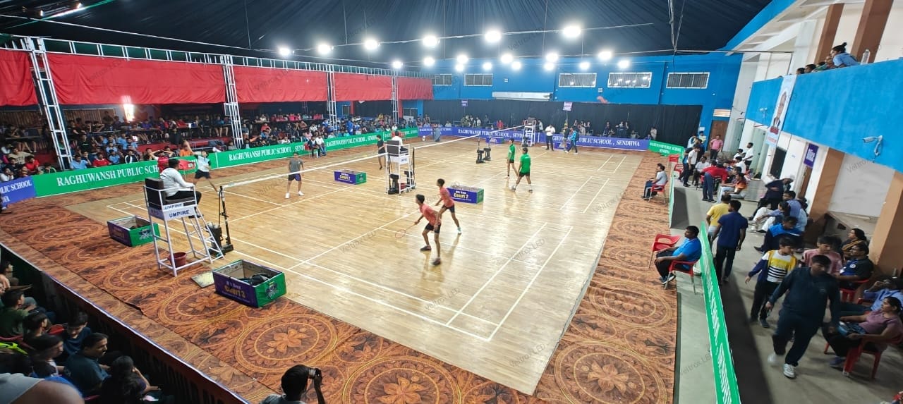 Veltrox 100 W White IP66 10 kV 12000 Lumen VLT-SPT-100-WH LED Flood Lights_4