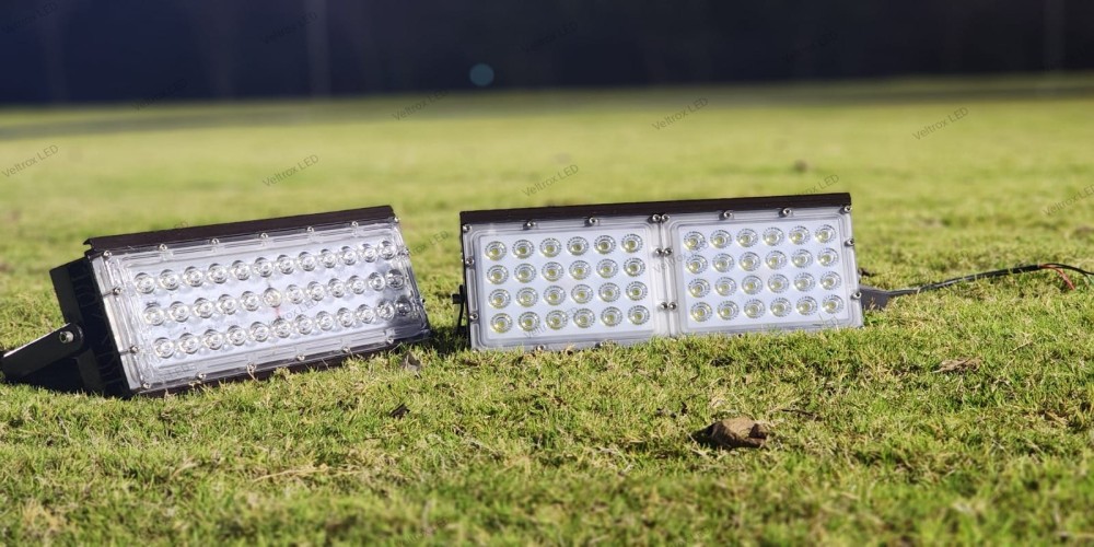 Veltrox 120 W White IP66 10 kV 16800 Lumen VLT-STD-120-WH LED Flood Lights_4