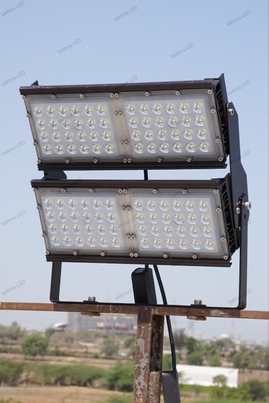 Veltrox 240 W White IP66 10 kV 33600 Lumen VLT-STD-240-WH LED Flood Lights_3