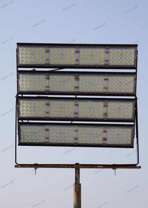 Veltrox 1000 W White IP66 10 kV 140000 Lumen VLT-STD-1000-WH LED Flood Lights_2