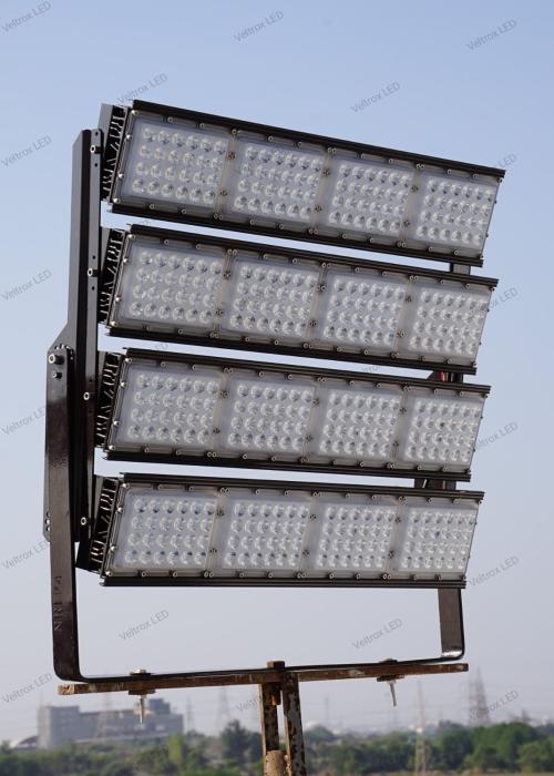 Veltrox 1000 W White IP66 10 kV 140000 Lumen VLT-STD-1000-WH LED Flood Lights_4