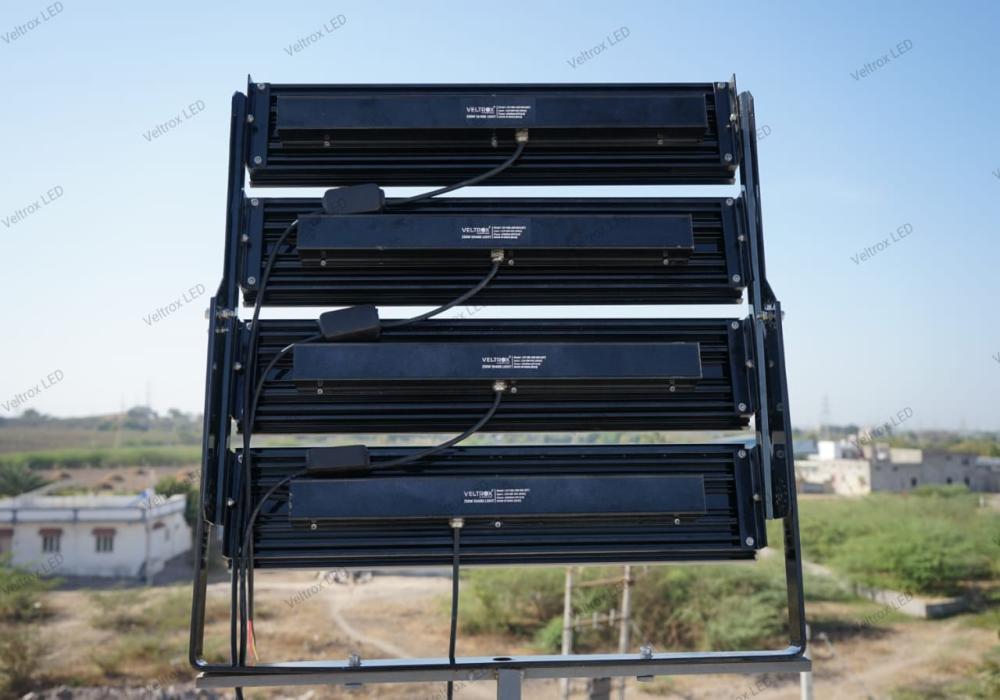 Veltrox 1000 W White IP66 10 kV 140000 Lumen VLT-STD-1000-WH-60 LED Flood Lights_2