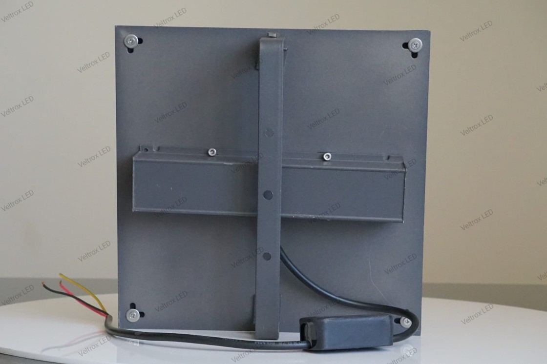 Veltrox 60 W Aluminium 140 Lm/W LED Pyramid Light_2