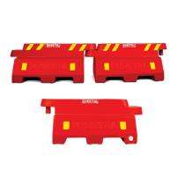 SHEETAL Virgin LLDPE Inter Lock Road Barrier Alpha II_0