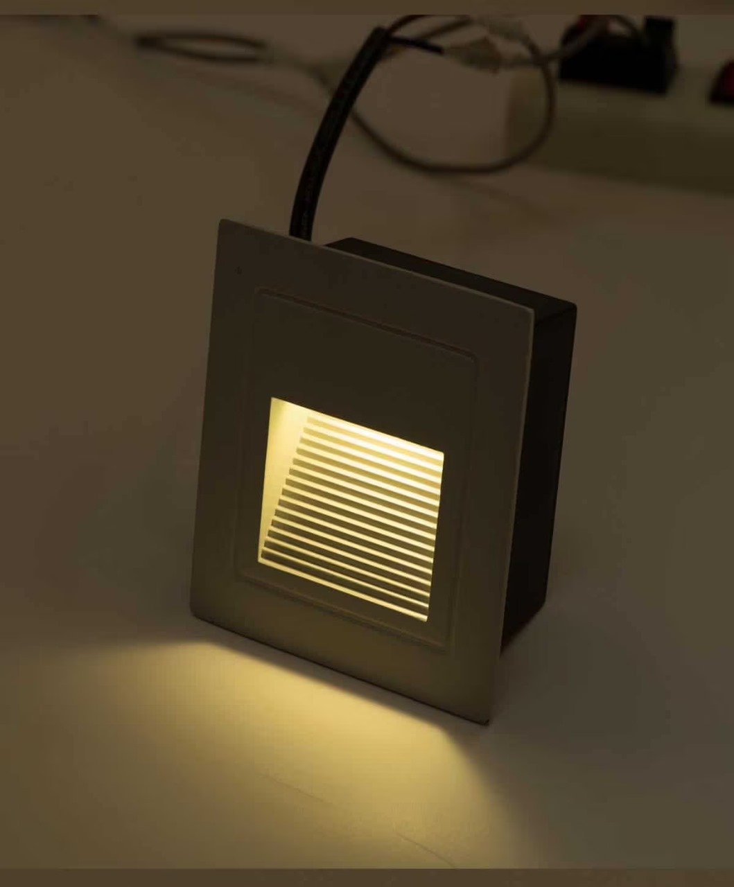 Ytrue 3WLED 3 W LED Foot Light Square Warm White_3