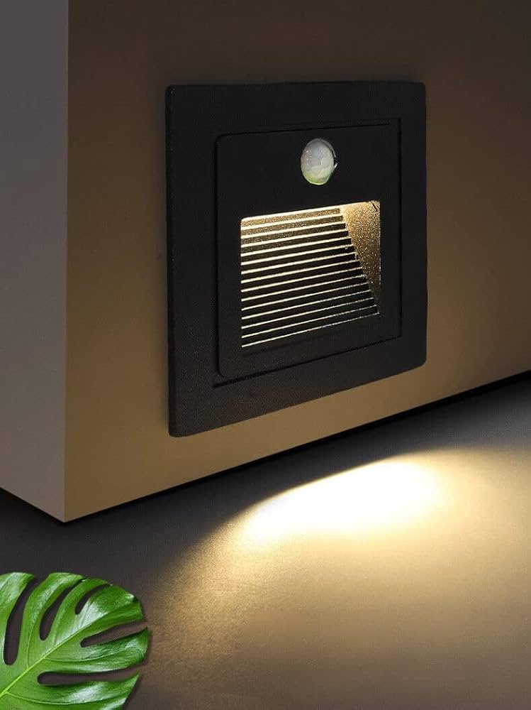 Ytrue 3WLED 3 W LED Foot Light Square Warm White_4