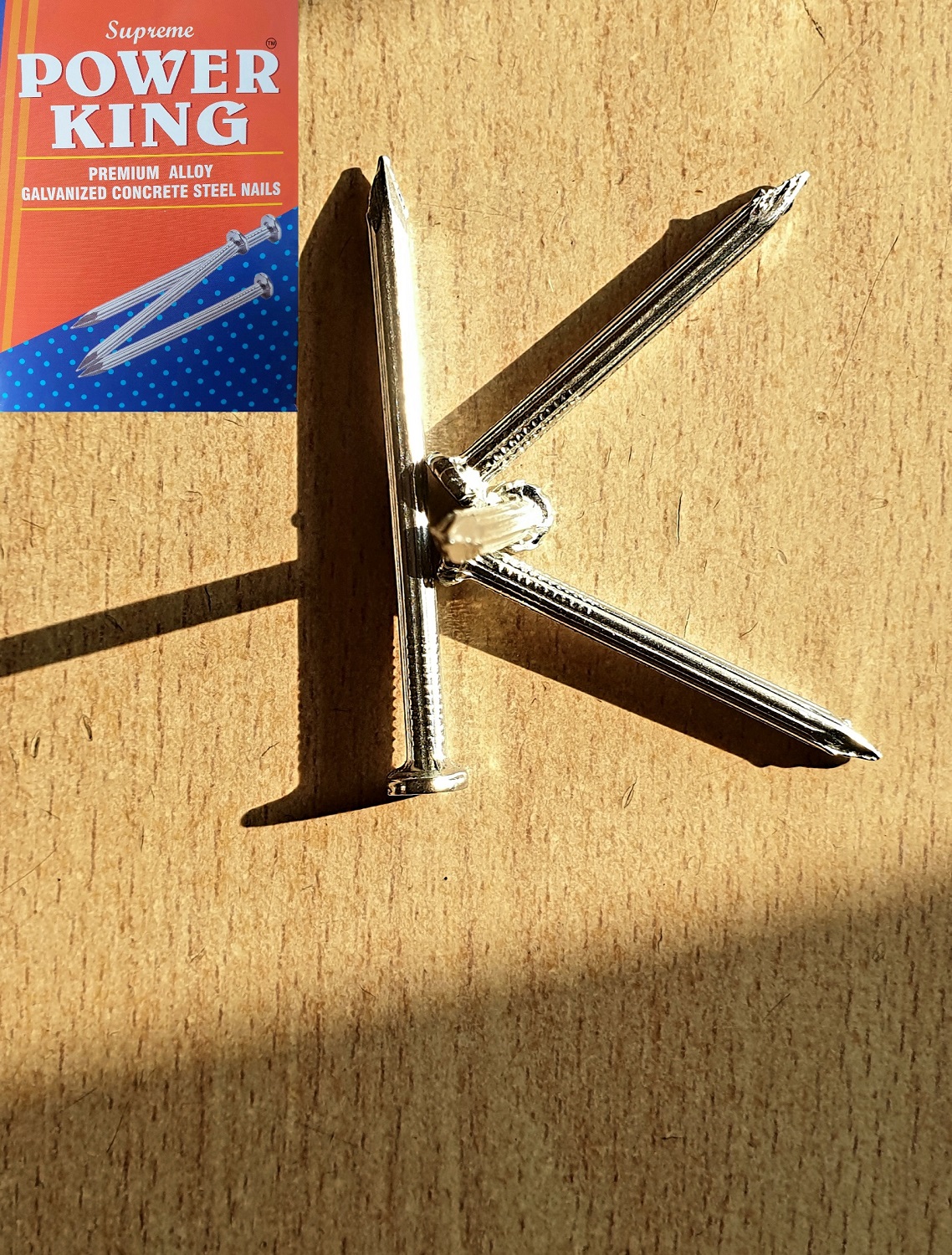 Supreme Power King Carbon Steel Round Head Concrete Nail 4 mm 2.5 inch Galvanized_1