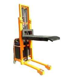 SKF 0.5 - 1.5 ton Battery Operated Stacker SKF-18 2500 mm_0