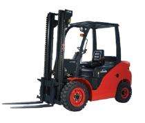Linde Diesel Forklift 3000 kg 4.5 m_0