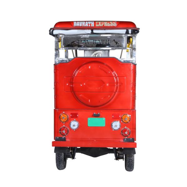 Davrath 110 km 140 Ah Electric Rickshaw_3