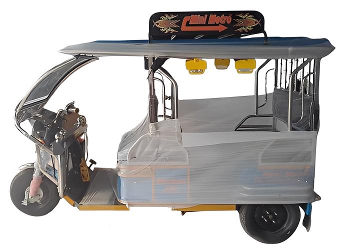 Mini Metro 140 km 160 Ah Electric Rickshaw_1