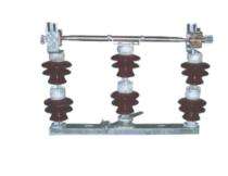 3 Poles Isolators_0