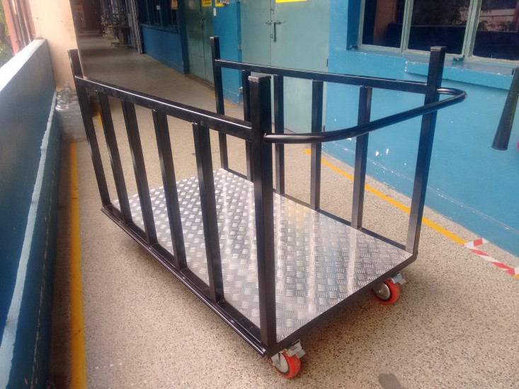 VIEW 3 4 Wheel Hand Trolley 300 kg_2