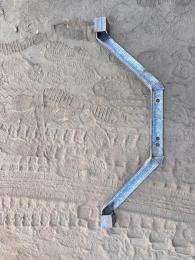 Mild Steel 11 KV Hot-Dip Galvanized V Type Cross Arm_0